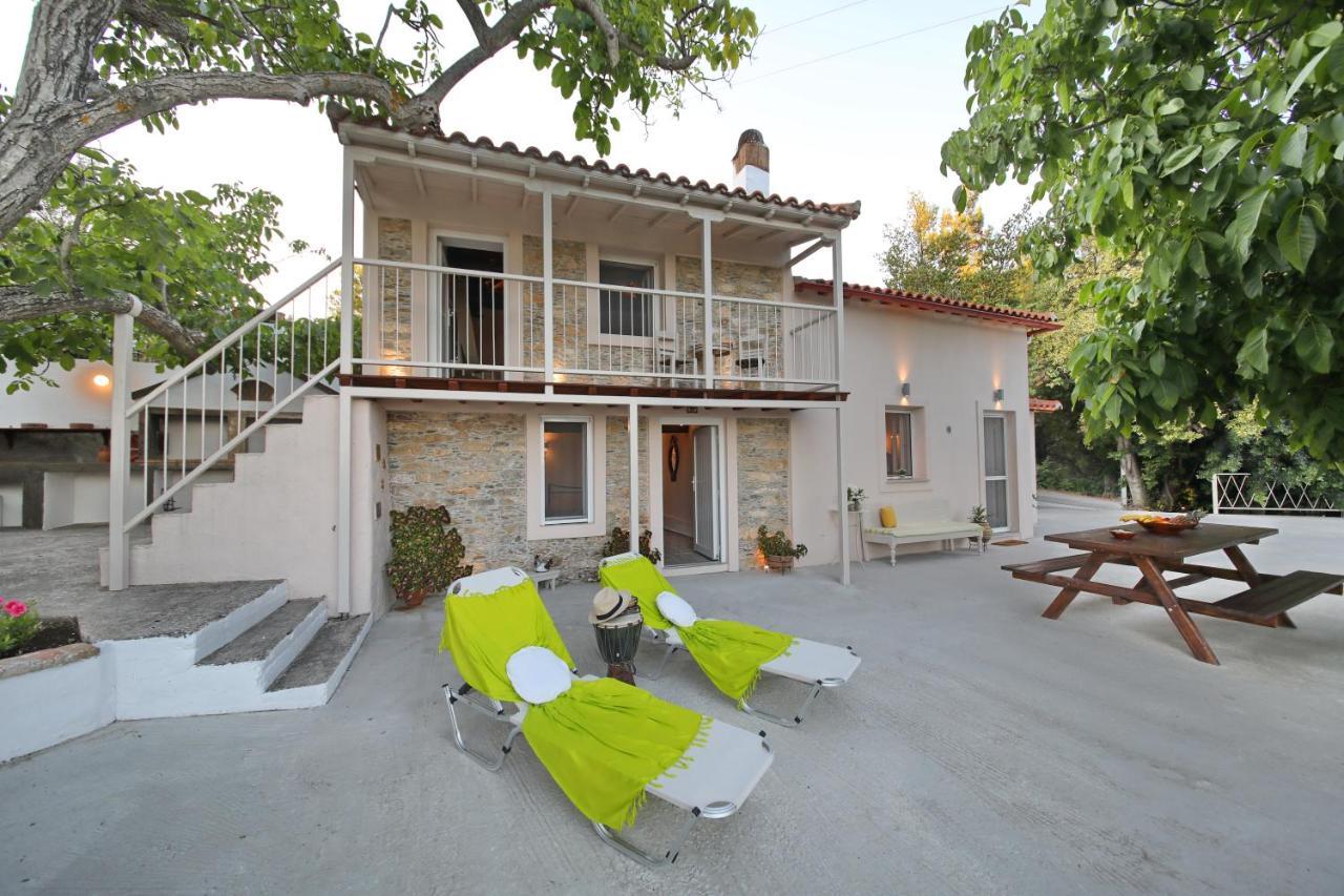 Pyrgos Country House Skopelos Town Bagian luar foto